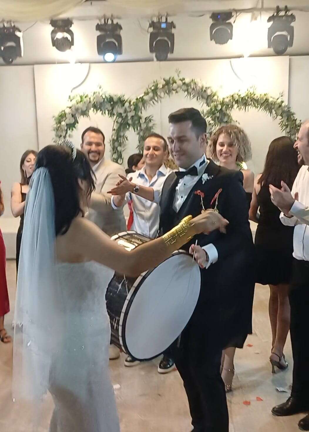Muğla’da Arzu ve Mehmet’in Mutluluğu: Kayra Düğün Bahçesi’nde Görkemli Düğün 11